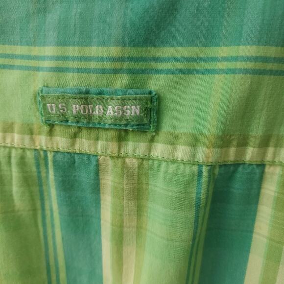 U.S. Polo ASSN Green Plaid Short Sleeve Shirt L Classic Preppy Grandpa Prints - Picture 9 of 9